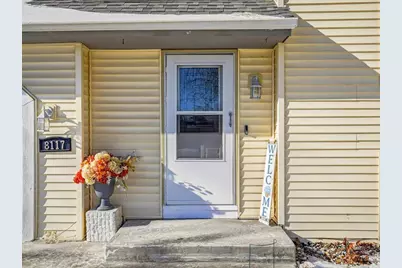 8117 Irving Avenue N, Brooklyn Park, MN 55444 - Photo 15