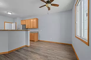 1844 Mockingbird Ave, Shakopee, MN 55379 - Photo 9