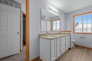 1844 Mockingbird Ave, Shakopee, MN 55379 - Photo 17