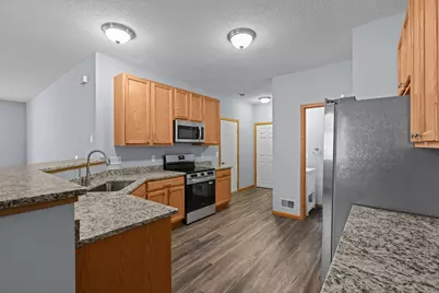 1844 Mockingbird Avenue, Shakopee, MN 55379 - Photo 3