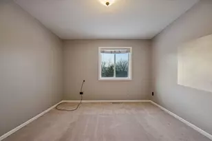 3824 Tower Pond Dr, Anoka, MN 55303 - Photo 19