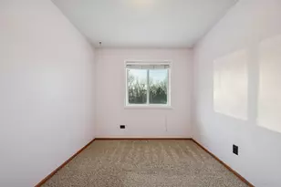 3824 Tower Pond Dr, Anoka, MN 55303 - Photo 17