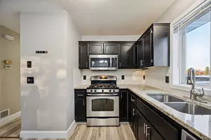 3824 Tower Pond Dr, Anoka, MN 55303 - Photo 15