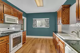 325 Central Ave N, Milaca, MN 56353 - Photo 5