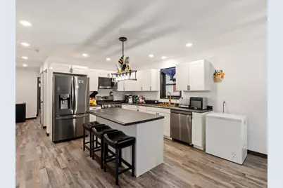 1009 2nd Avenue NE, Staples, MN 56479 - Photo 9