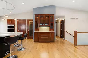 400 Oakland Pl NE, Austin, MN 55912 - Photo 15