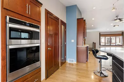 400 Oakland Place NE #9, Austin, MN 55912 - Photo 9