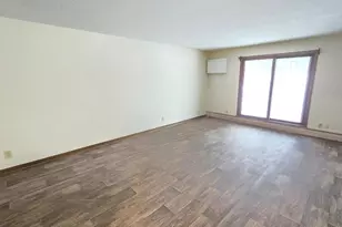 35 Nathan Ln N, Plymouth, MN 55441 - Photo 7