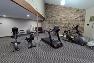 35 Nathan Ln N, Plymouth, MN 55441 - Photo 23