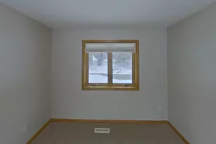 2303 Leyland Cir, Woodbury, MN 55125 - Photo 7