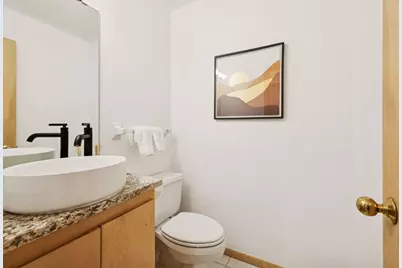 12634 Hilloway Road W, Minnetonka, MN 55305 - Photo 13