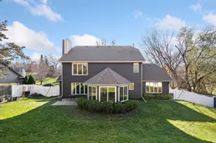 12634 Hilloway Rd W, Minnetonka, MN 55305 - Photo 27