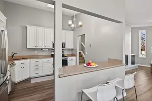 8945 Preserve Blvd, Eden Prairie, MN 55347 - Photo 15