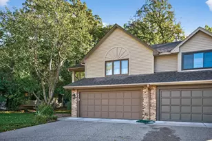 8945 Preserve Blvd, Eden Prairie, MN 55347 - Photo 53