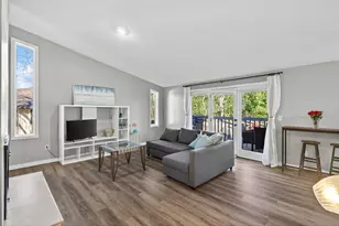 8945 Preserve Blvd, Eden Prairie, MN 55347 - Photo 7