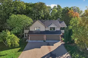 8945 Preserve Blvd, Eden Prairie, MN 55347 - Photo 51