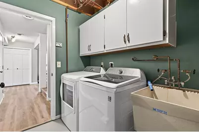 8945 Preserve Boulevard, Eden Prairie, MN 55347 - Photo 33