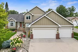 7024 135th St W, Apple Valley, MN 55124 - Photo 1