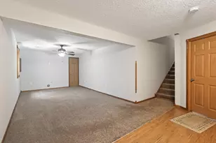 20607 Keystone Ave, Lakeville, MN 55044 - Photo 23