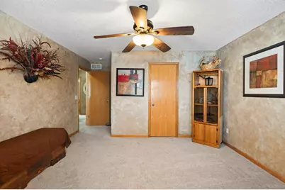 20607 Keystone Avenue, Lakeville, MN 55044 - Photo 19