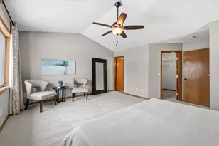 8139 Jewel Ave S, Cottage Grove, MN 55016 - Photo 17