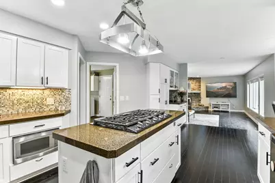 6170 Dallas Lane N, Plymouth, MN 55446 - Photo 9