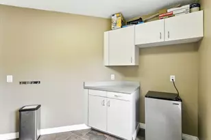 6170 Dallas Ln N, Plymouth, MN 55446 - Photo 45