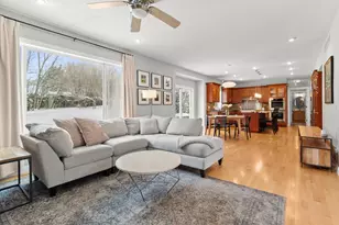 8048 Marsh Creek Alcove, Woodbury, MN 55125 - Photo 7