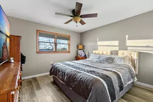 2059 Roe Crest Dr, North Mankato, MN 56003 - Photo 13