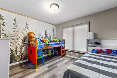 2059 Roe Crest Drive, North Mankato, MN 56003 - Photo 15