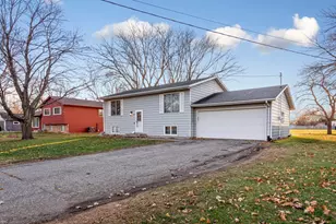 2059 Roe Crest Dr, North Mankato, MN 56003 - Photo 31