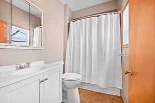 540 Brown St SW, Hutchinson, MN 55350 - Photo 9