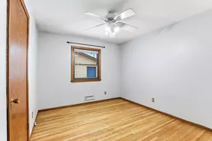 2300 W 95th St, Bloomington, MN 55431 - Photo 13