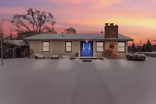 2300 W 95th St, Bloomington, MN 55431 - Photo 33