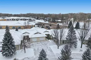 624 N Shore Dr, Detroit Lakes, MN 56501 - Photo 27