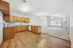 624 N Shore Dr, Detroit Lakes, MN 56501 - Photo 3