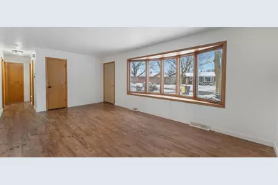 316 Galles Drive, Redwood Falls, MN 56283 - Photo 7