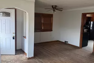 966 Hawthorne Ave E, Saint Paul, MN 55106 - Photo 3