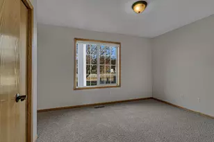 617 Cottonwood Ave, Litchfield, MN 55355 - Photo 15