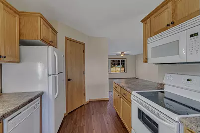 617 Cottonwood Avenue, Litchfield, MN 55355 - Photo 5