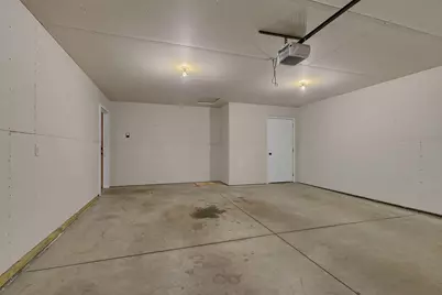 647 Cottonwood Avenue, Litchfield, MN 55355 - Photo 17