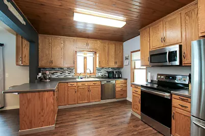 302 2nd Street SE, Renville, MN 56284 - Photo 17