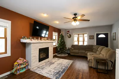 302 2nd Street SE, Renville, MN 56284 - Photo 7