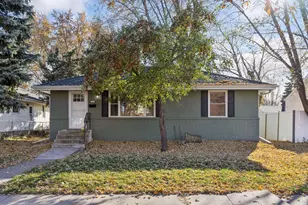 984 Tuscarora Ave, Saint Paul, MN 55102 - Photo 1