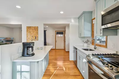 984 Tuscarora Avenue, Saint Paul, MN 55102 - Photo 13