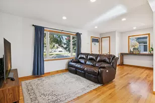 984 Tuscarora Ave, Saint Paul, MN 55102 - Photo 7