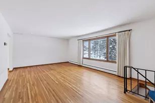 11204 Zebulon Pike Ave, Burnsville, MN 55337 - Photo 5