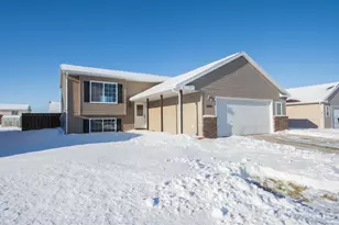 3023 33rd St S, Moorhead, MN 56560 - Photo 1