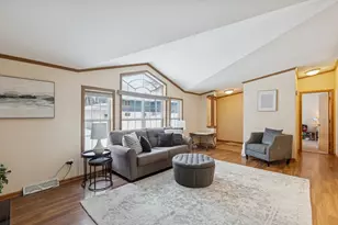 2207 Robin Ln, Buffalo, MN 55313 - Photo 5