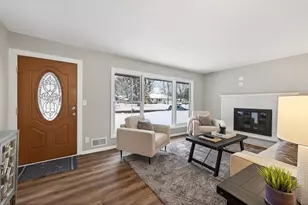 907 40th Ln, Anoka, MN 55303 - Photo 3